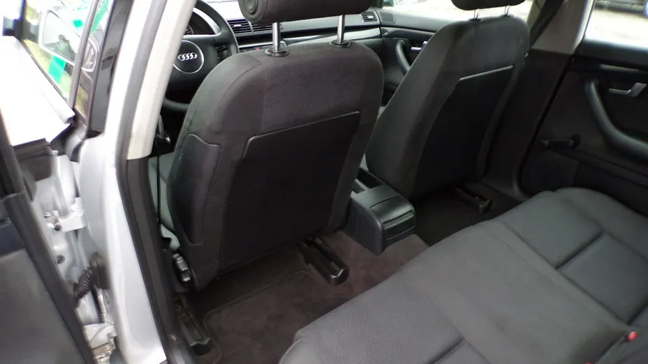 AUDI A4 -