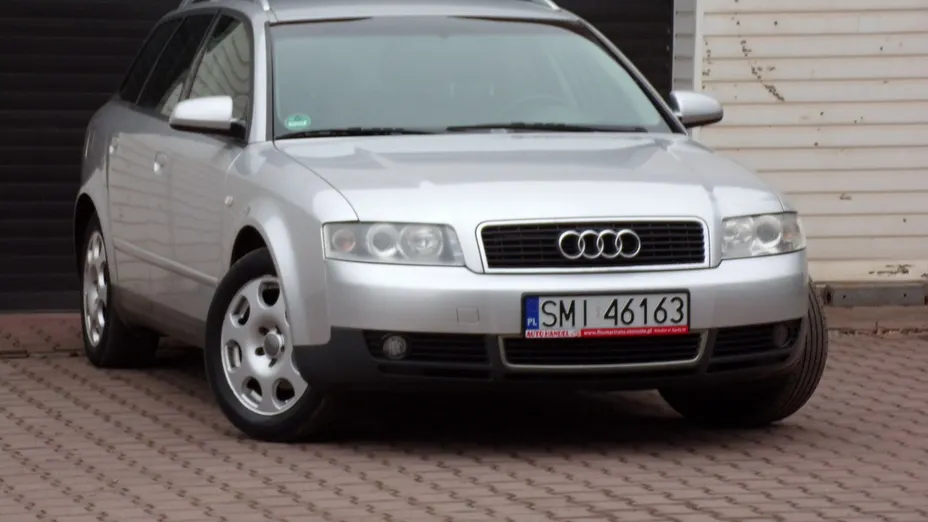 AUDI A4 -