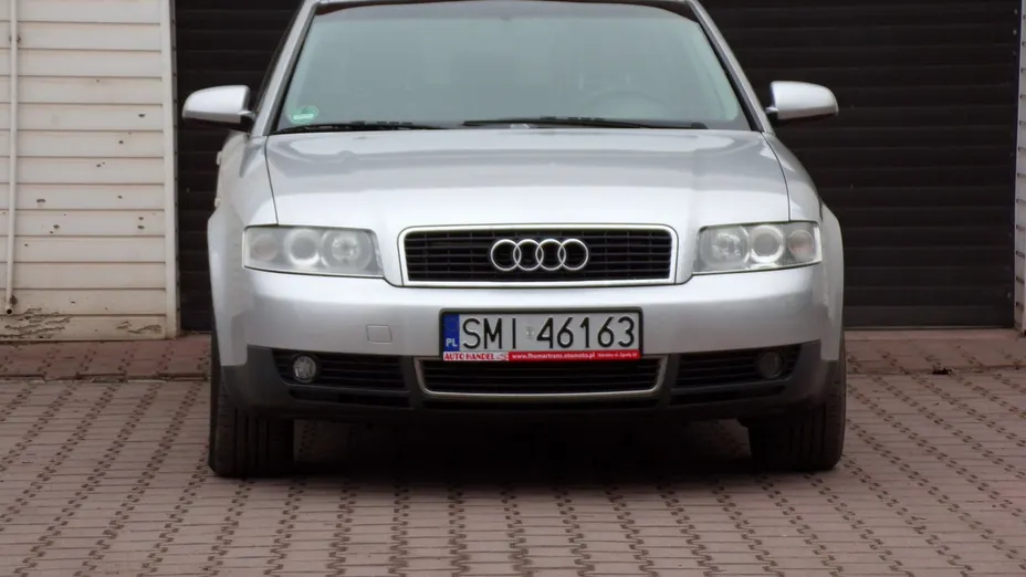 AUDI A4 -