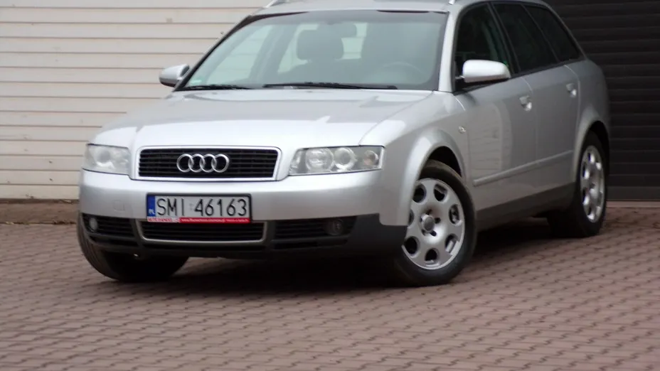 AUDI A4 -
