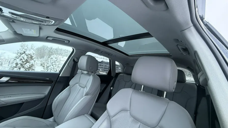 AUDI Q5 -