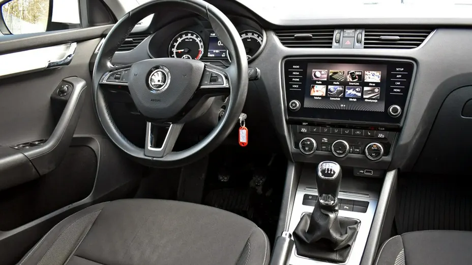 SKODA Octavia -