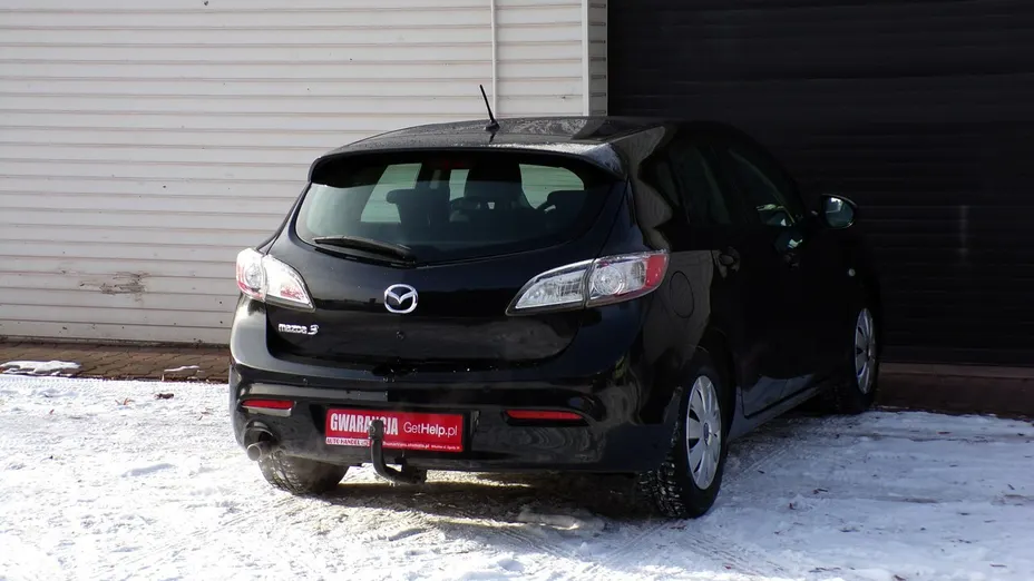 MAZDA 3 -