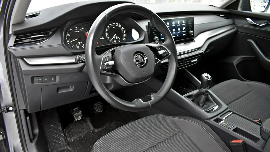 SKODA Octavia -