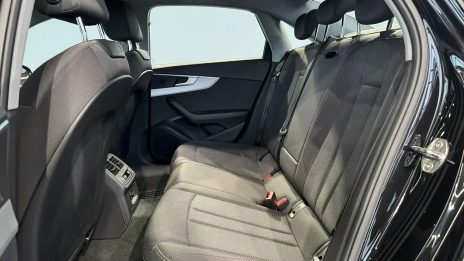 AUDI A4 A4 35 TFSI mHEV S tronic