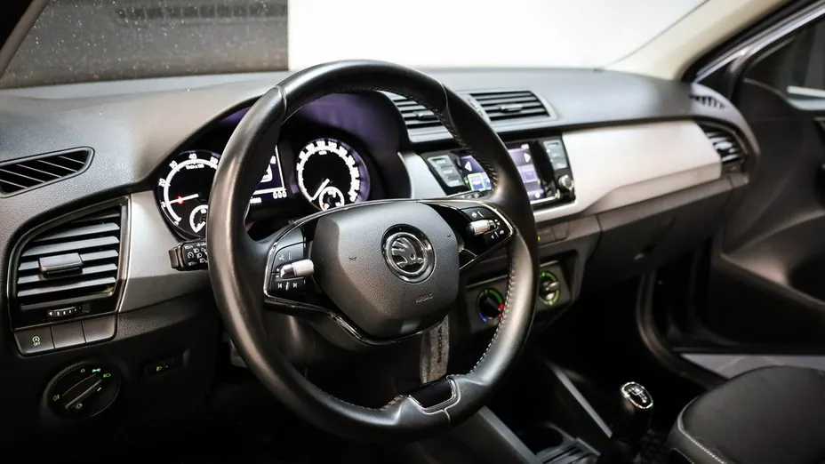 SKODA Fabia -