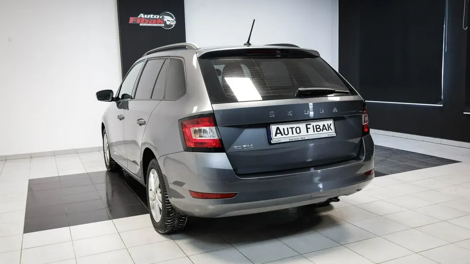 SKODA Fabia -