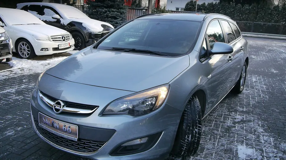 OPEL Astra -