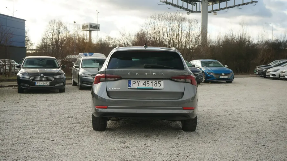 SKODA Octavia -