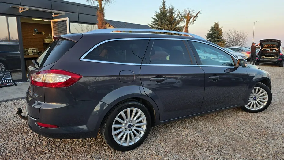 FORD Mondeo -