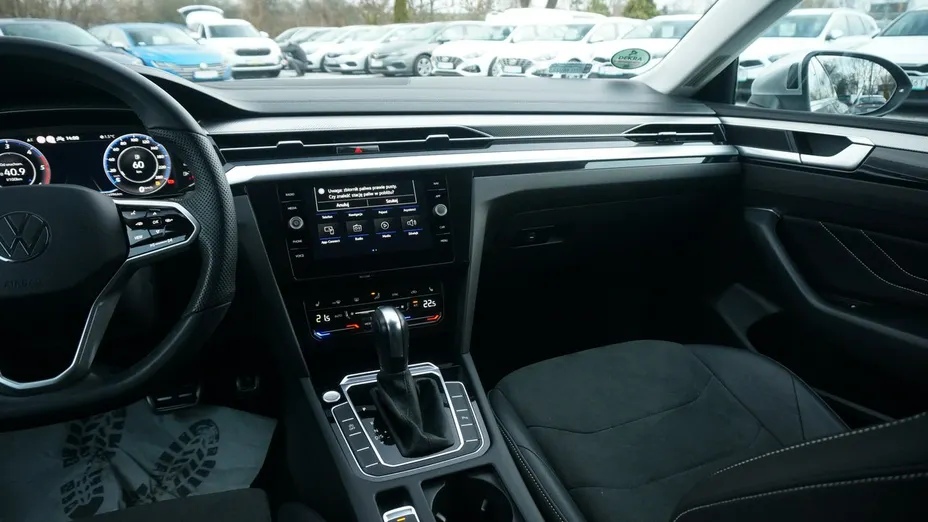 VOLKSWAGEN Arteon -
