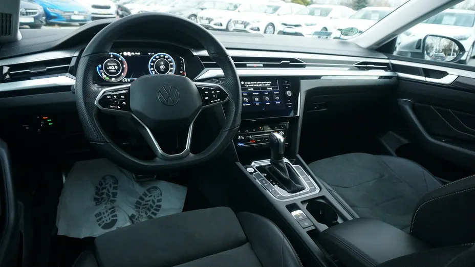 VOLKSWAGEN Arteon -