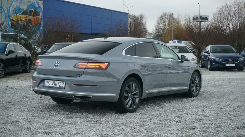 VOLKSWAGEN Arteon -
