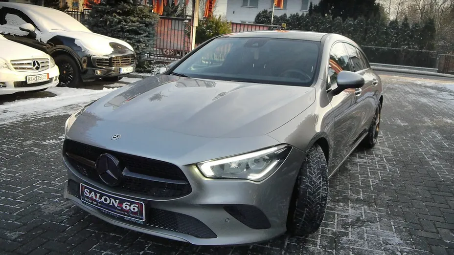 MERCEDES-BENZ CLA -