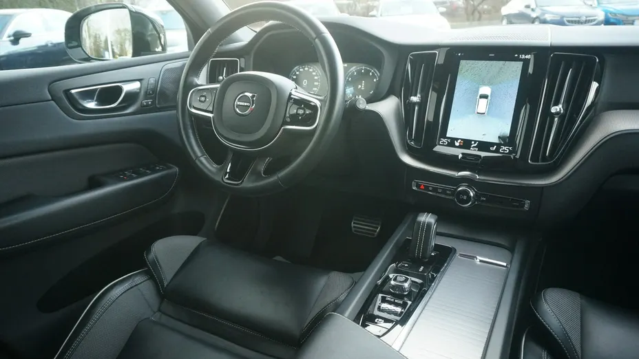 VOLVO XC60 -