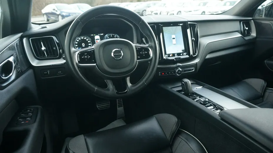 VOLVO XC60 -