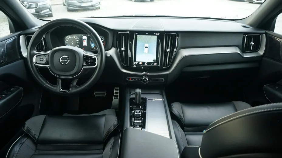 VOLVO XC60 -