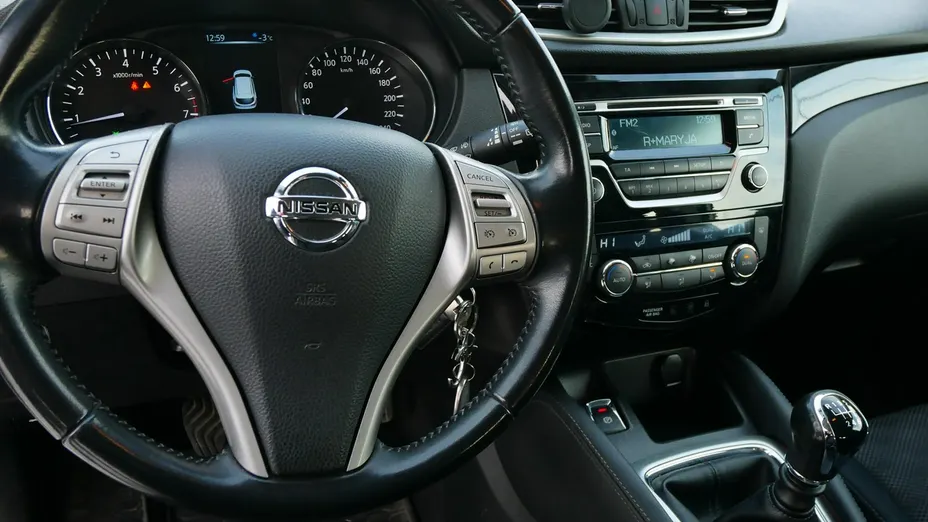 NISSAN Qashqai -