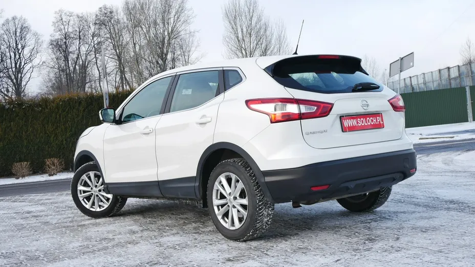 NISSAN Qashqai -