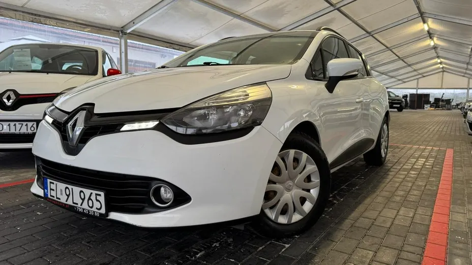 RENAULT Clio -