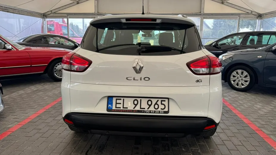 RENAULT Clio -