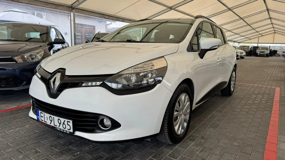 RENAULT Clio -
