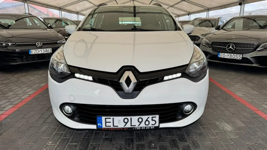 RENAULT Clio -