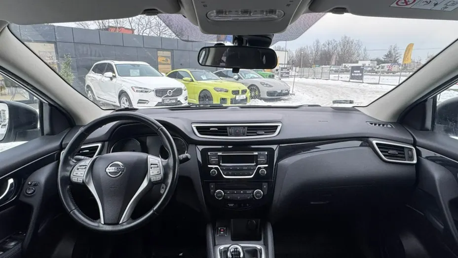 NISSAN Qashqai -