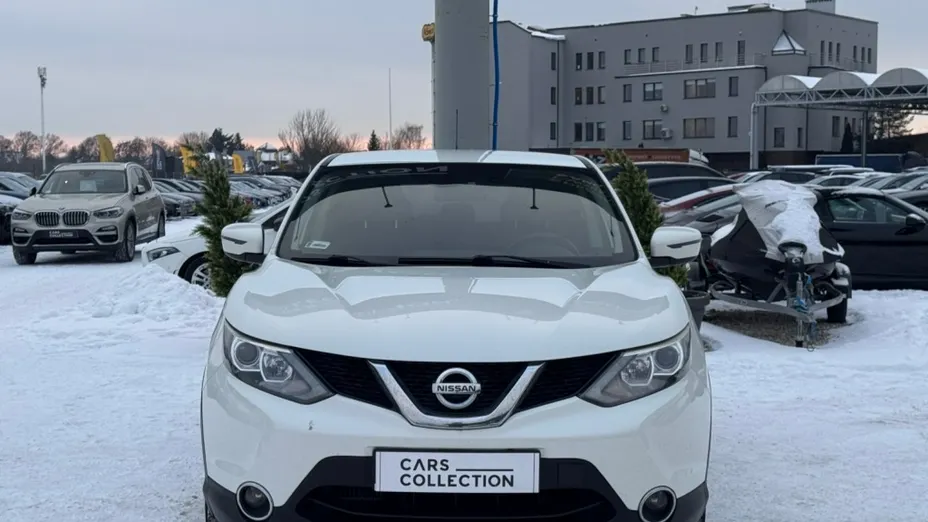 NISSAN Qashqai -