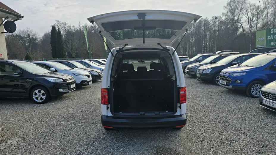 VOLKSWAGEN Caddy -