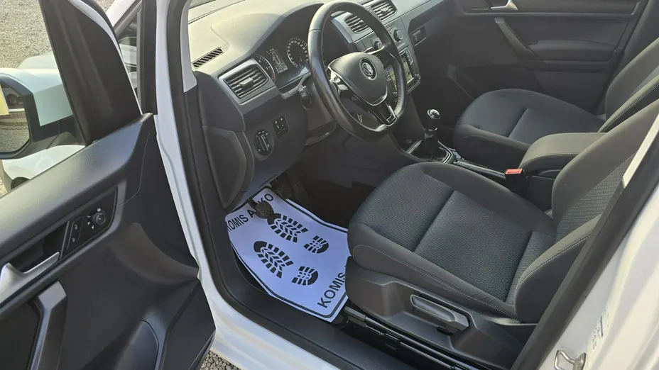 VOLKSWAGEN Caddy -