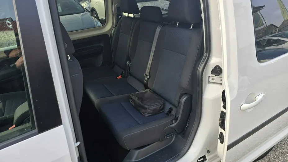 VOLKSWAGEN Caddy -