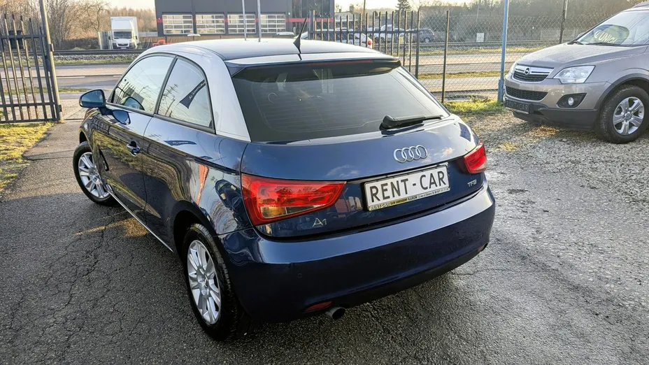 AUDI A1 -
