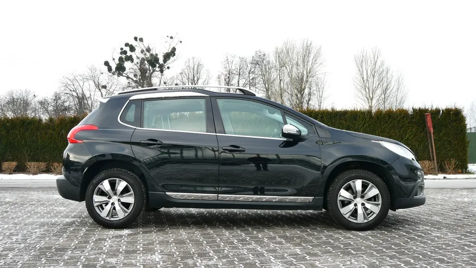 PEUGEOT 2008 -