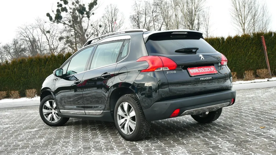 PEUGEOT 2008 -