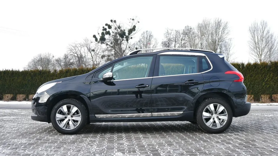 PEUGEOT 2008 -