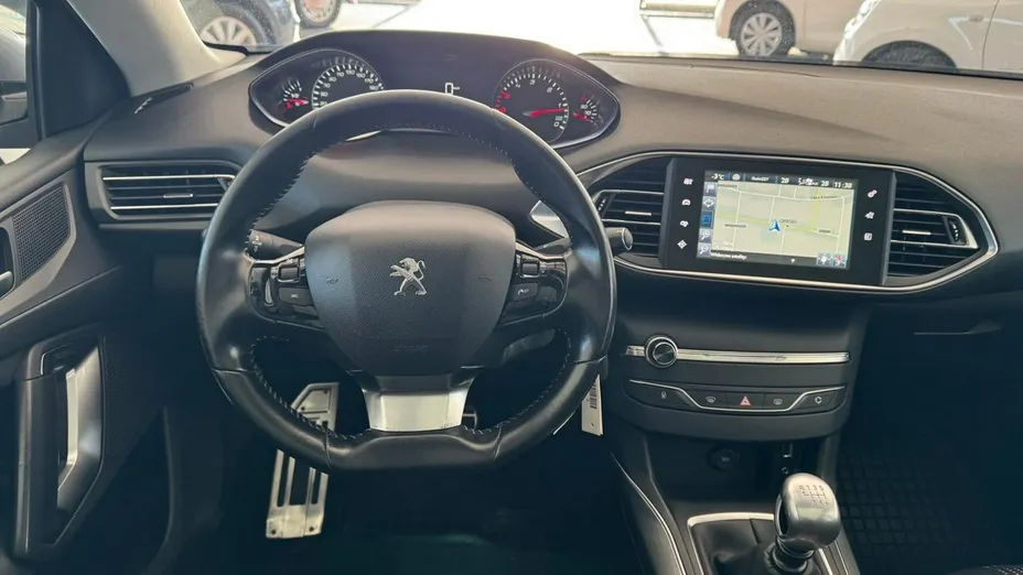 PEUGEOT 308 -