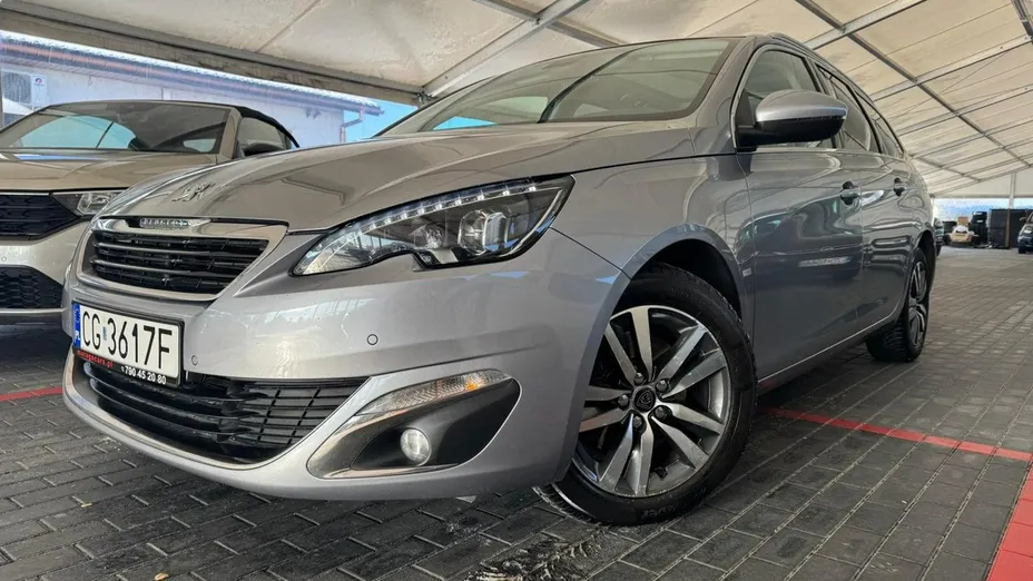 PEUGEOT 308 -