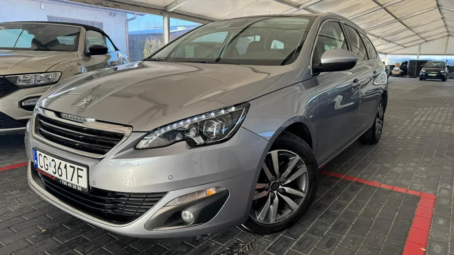 PEUGEOT 308 -