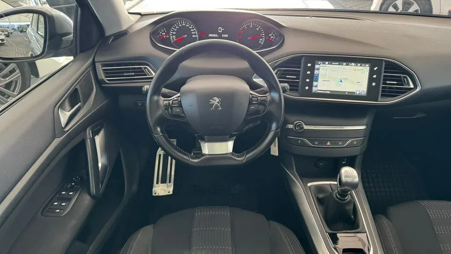 PEUGEOT 308 -