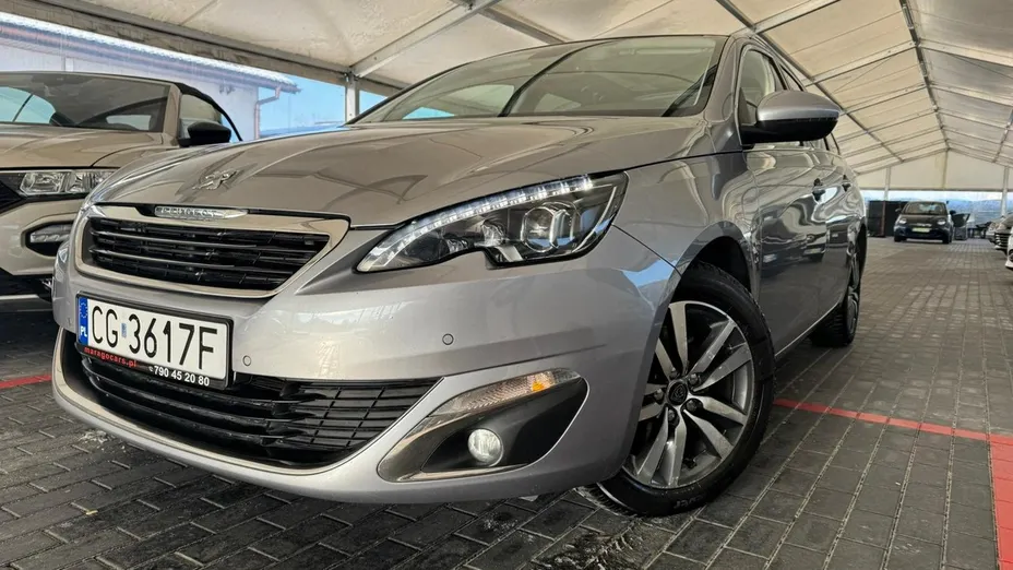 PEUGEOT 308 -