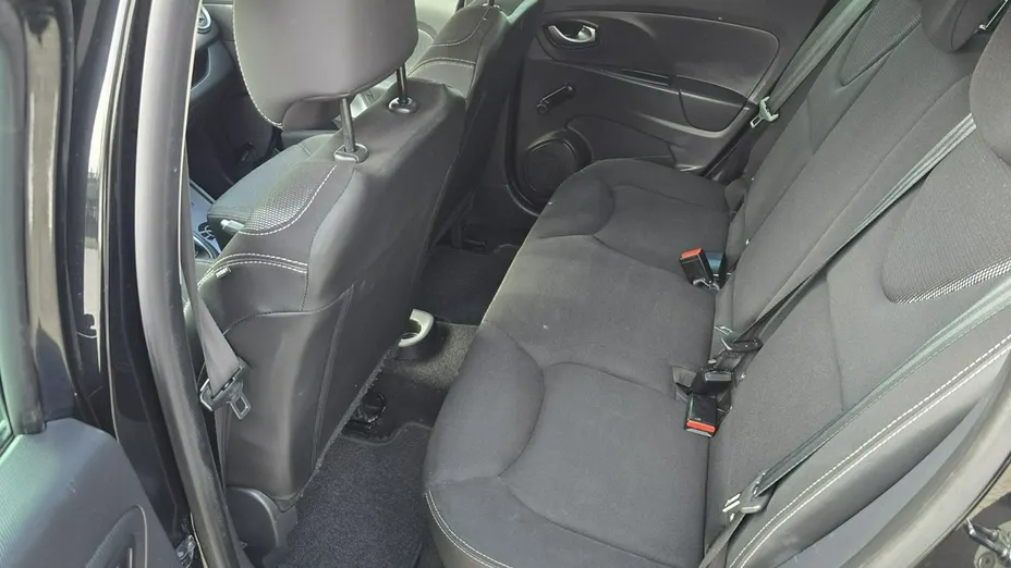 RENAULT Clio -