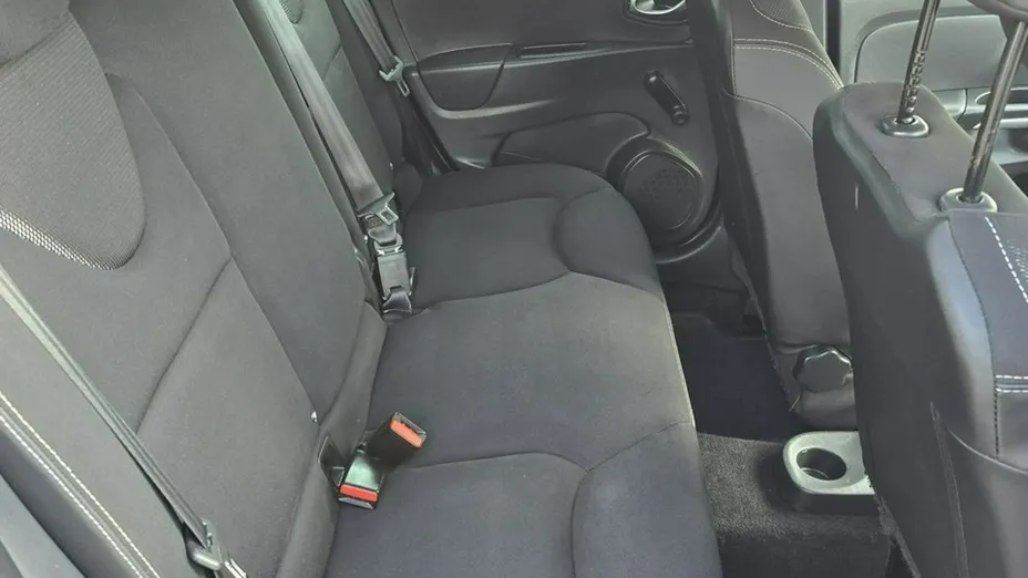 RENAULT Clio -