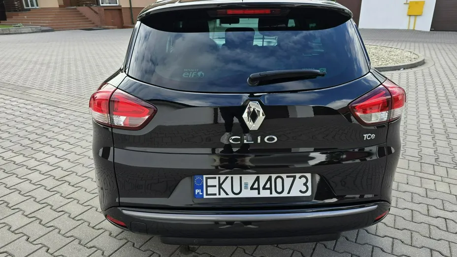 RENAULT Clio -