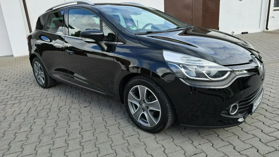 RENAULT Clio -