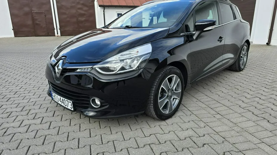 RENAULT Clio -