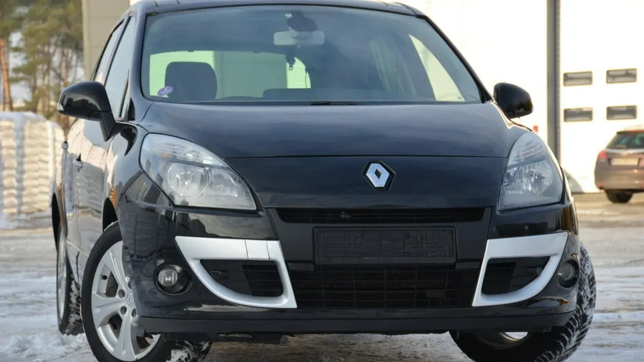 RENAULT Scenic -