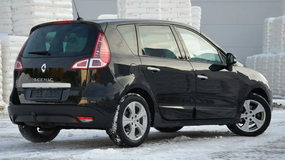 RENAULT Scenic -