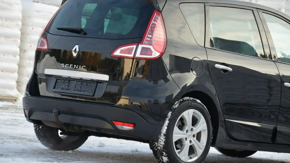 RENAULT Scenic -
