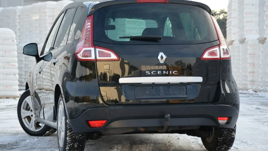 RENAULT Scenic -